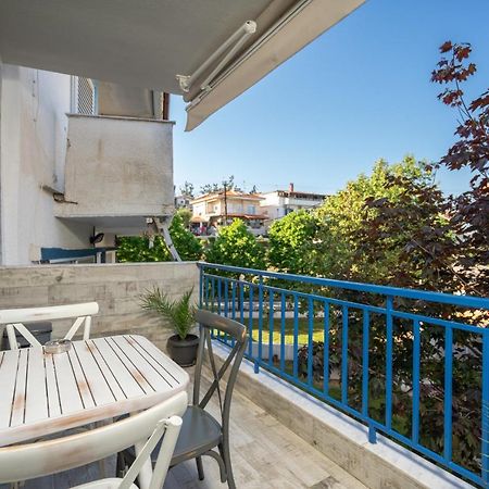 Family Apartment Zornitsa Néa Fókaia Exteriör bild