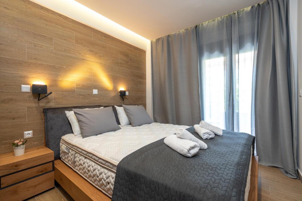 Family Apartment Zornitsa Néa Fókaia Exteriör bild